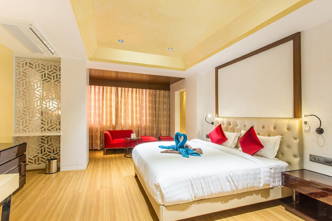 Hotel Abika Elite Удджайн Екстер'єр фото